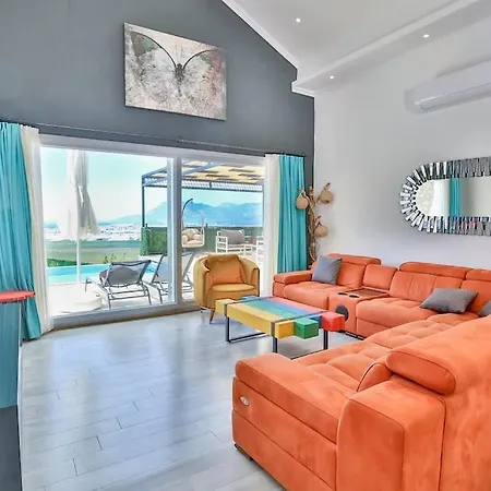 Doga Icerisinde Onyxs Kaş